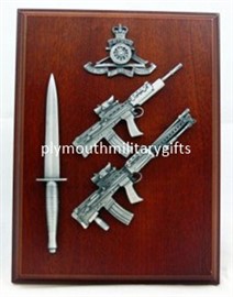 29 Commando RA Triple Weapon Military Presentation Plaque